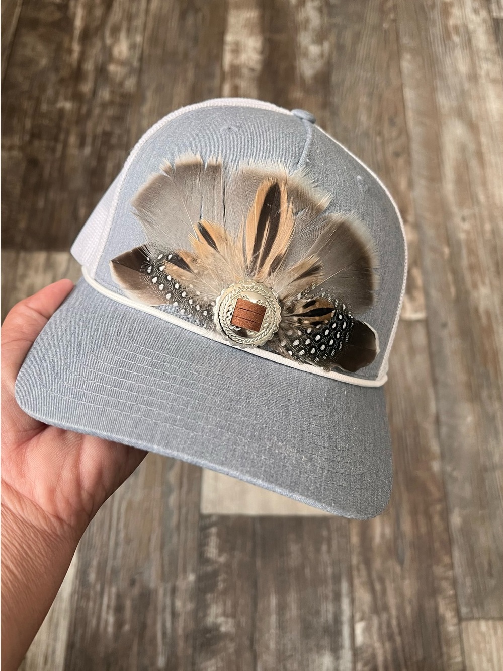 Women's Light Gray Feather Accent Trucker Hat